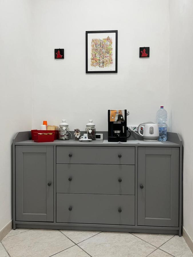 La Svolta Rooms Napoli Bagian luar foto